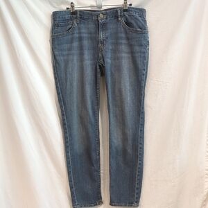 Eddie Bauer | Boyfriend Slim Jeans | Worn Faded Blue Denim | 12